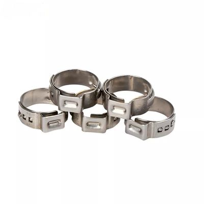 평면 단일 귀 PEX 파이프 펌프 칩과 헤비 듀티 볼트 클램프 유형 및 사용자 정의 지원 OEM