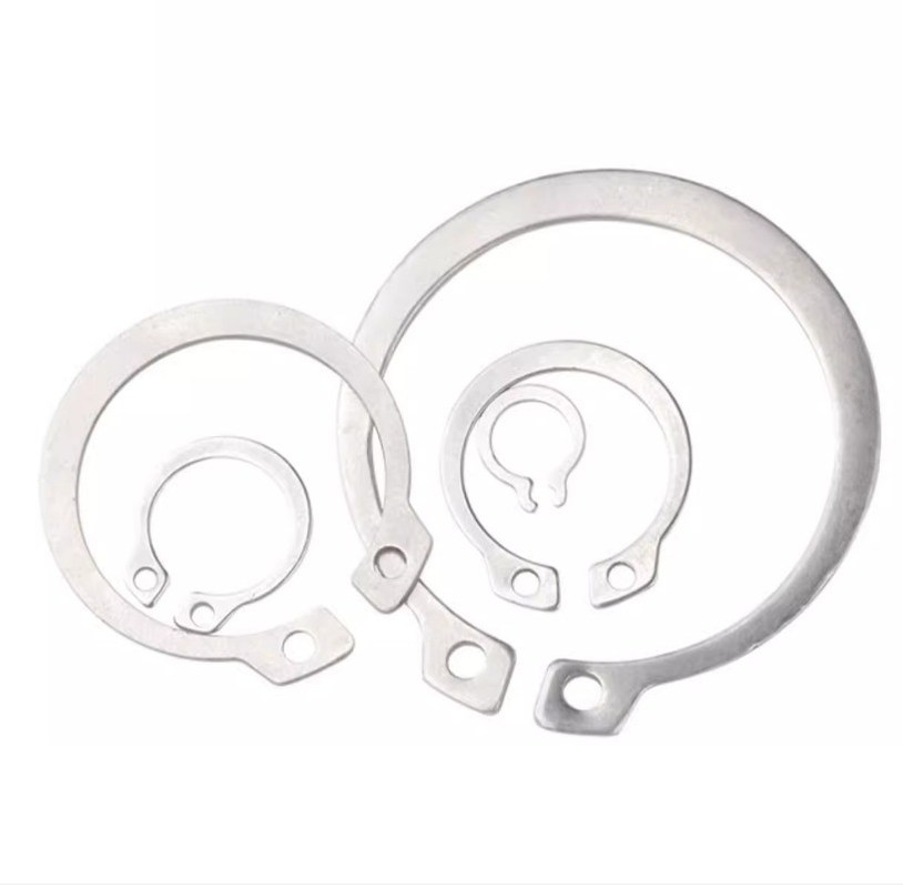 소매 산업 JIS 표준 Countersunk 304 스테인리스 스틸 유지 외부 회로 스냅 링 성능 DIN471